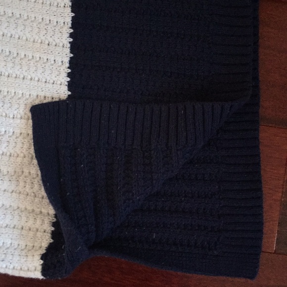 🆕 Gap Blue/white sweater Large - Picture 3 of 3